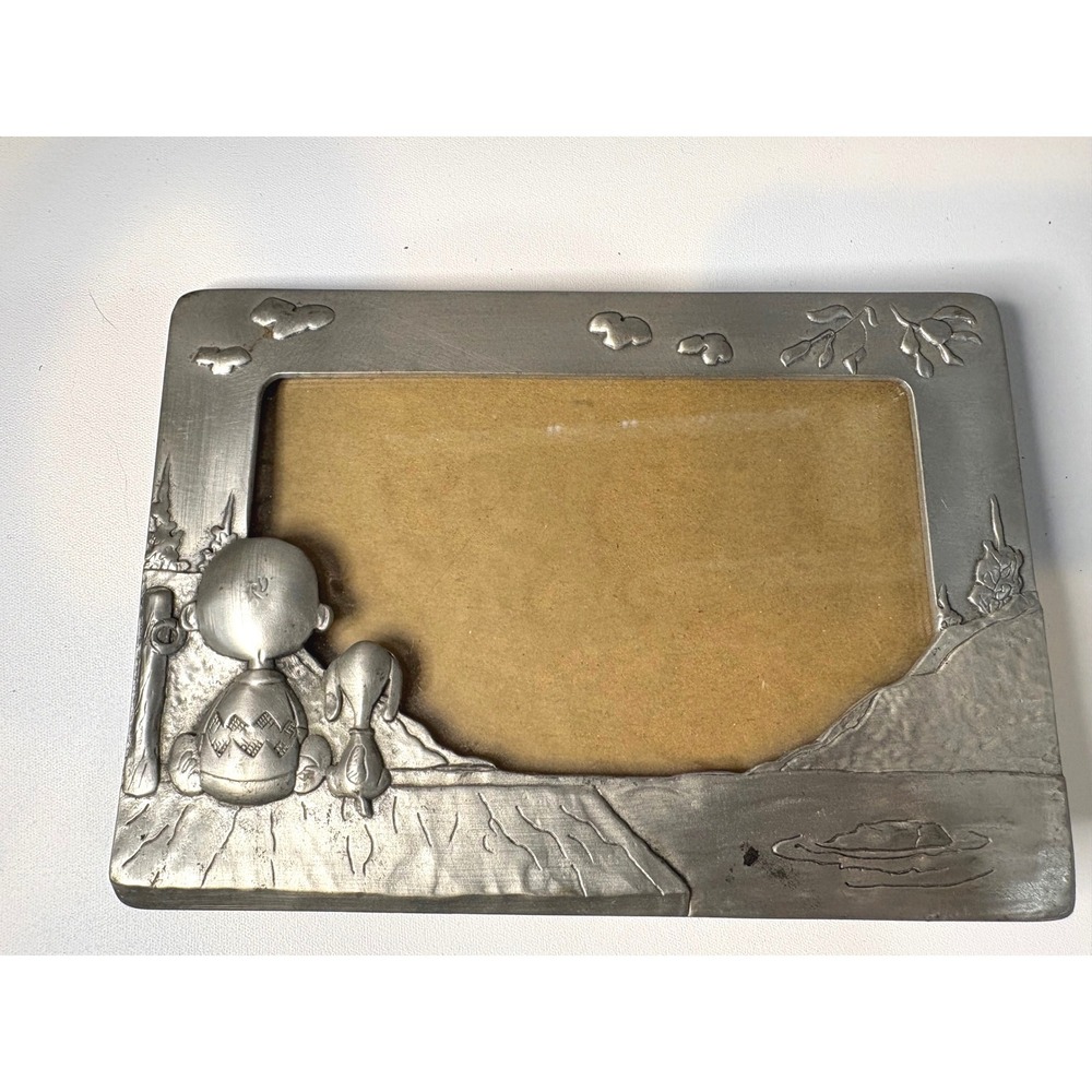 Peanuts Charlie Brown Snoopy Pewter Metal Picture Frame Vintage 5x7 Landscape